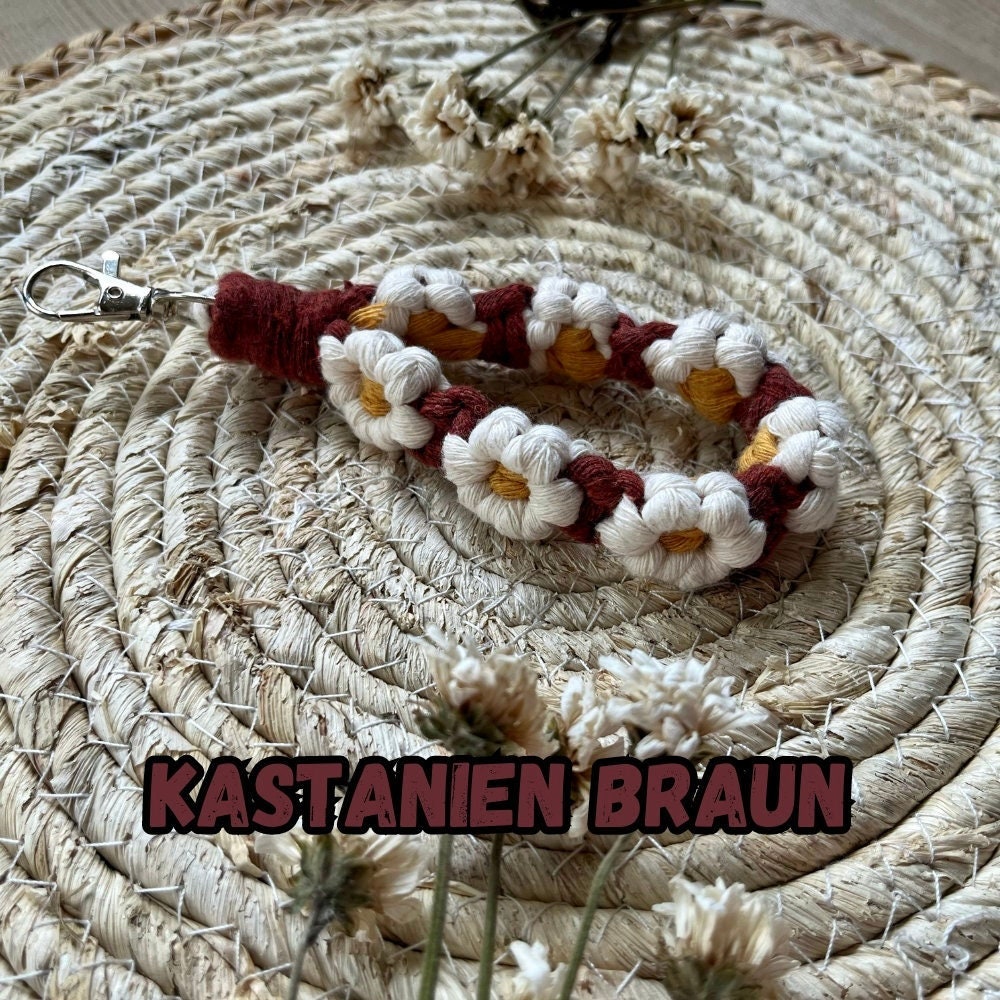 Handgemachter Blumen Makramee Schlüsselanhänger – Wähle deine Farbe | Boho Stil | Individuell | Perfektes Geschenk