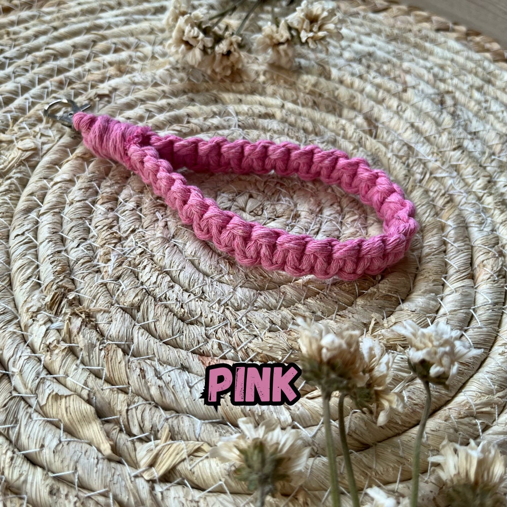 Makramee Blumen Schlüsselanhänger Rosa, Gast- & Muttertagsgeschenk, Boho Stil, Handgemacht, Taschenanhänger