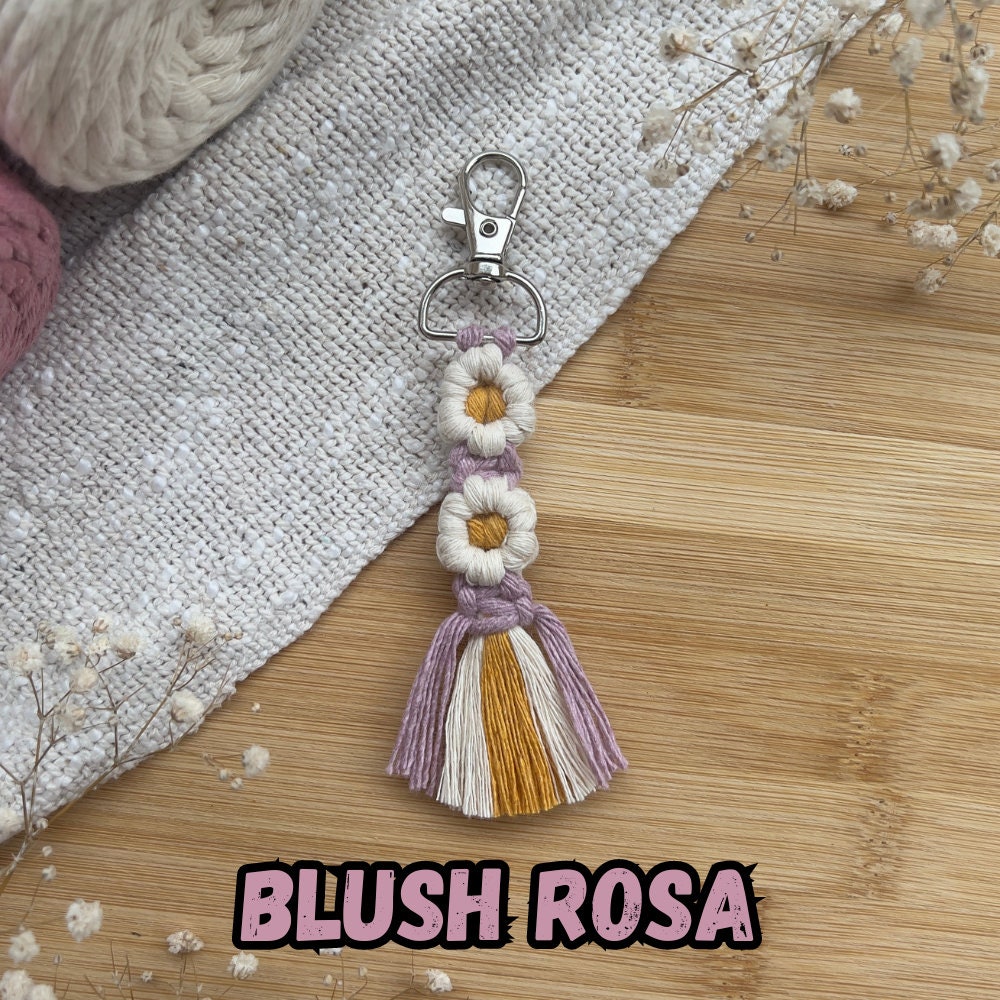 Makramee Blumen Schlüsselanhänger Rosa, Gast- & Muttertagsgeschenk, Boho Stil, Handgemacht, Taschenanhänger