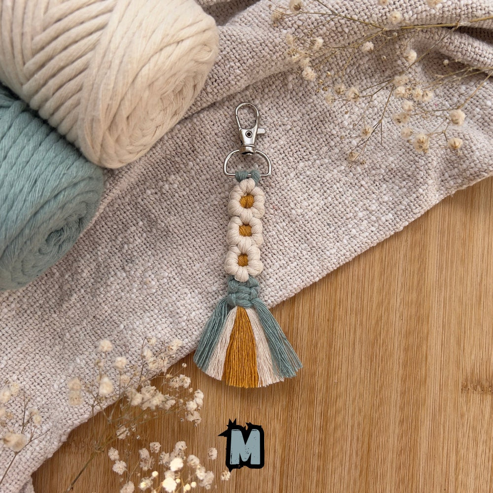 Makramee Blumen Schlüsselanhänger Blau, Gast- & Muttertagsgeschenk, Boho Stil, Handgemacht, Schlüsselbund Deko