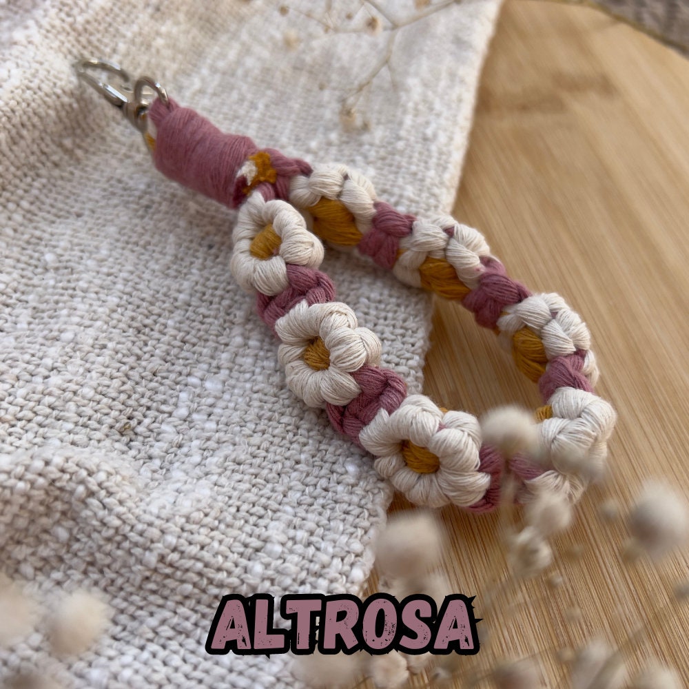 Handgemachter Blumen Makramee Schlüsselanhänger, Wähle deine Farbe, Boho Stil, Nachhaltig & Individuell, Perfektes Geschenk